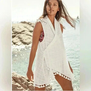 GARNET HILL Tassel-Detail Coverup Vest Size S